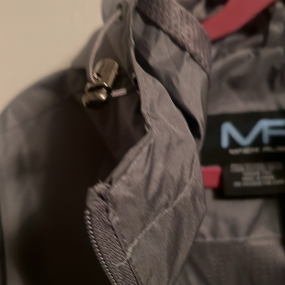 ☔️Mack Russo XLarge Hooded Jacket - Picture 7 of 11